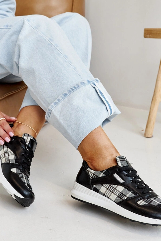 Zapatillas Afifah negras a cuadros