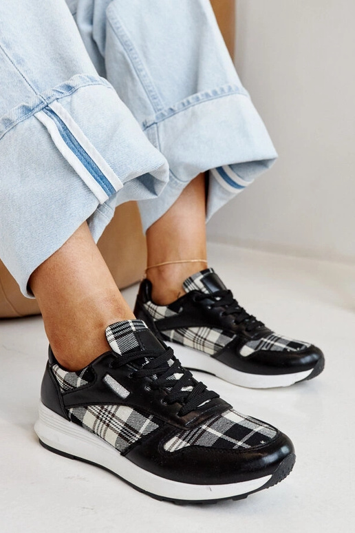 Zapatillas Afifah negras a cuadros