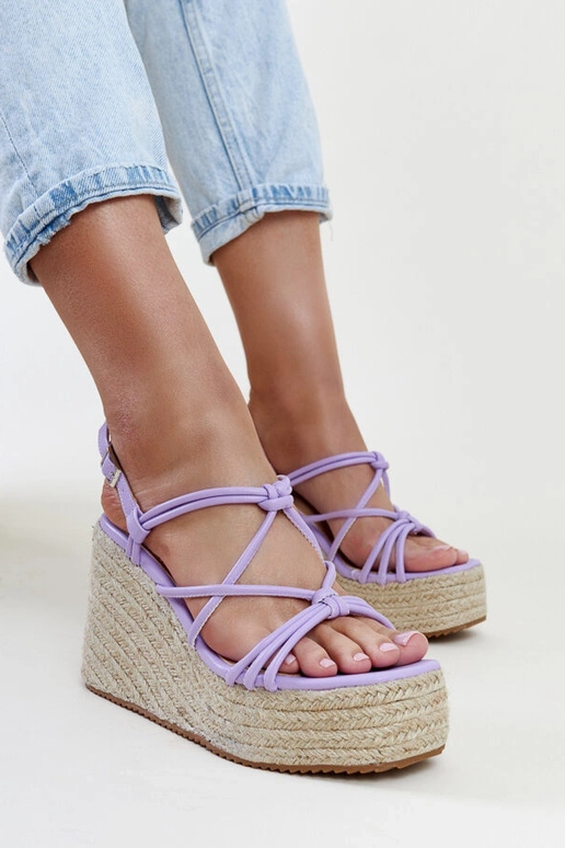 Sandalias de cuña moradas Mara