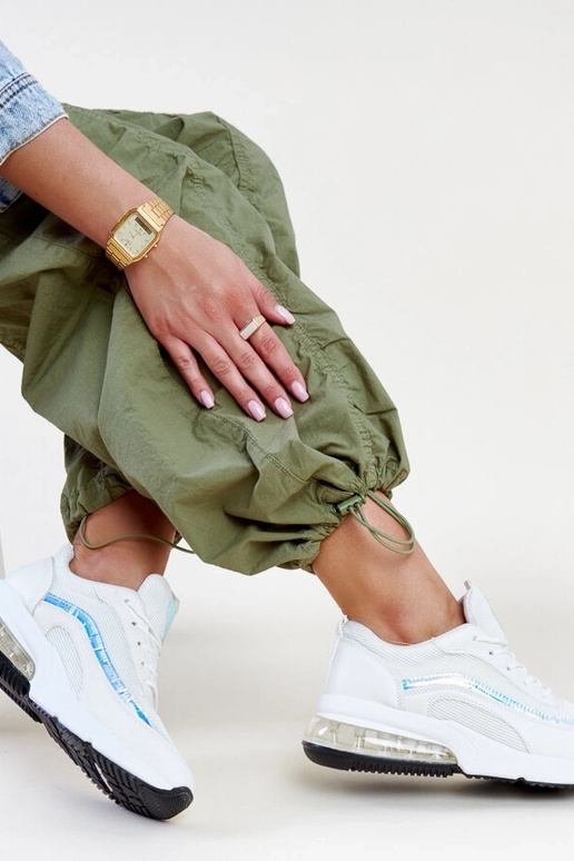 Zapatillas blancas con holograma Jelka