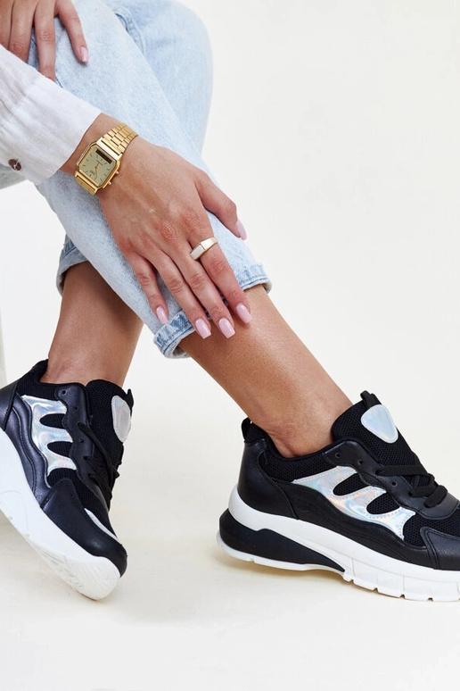 Zapatillas negras con suela gruesa Matea