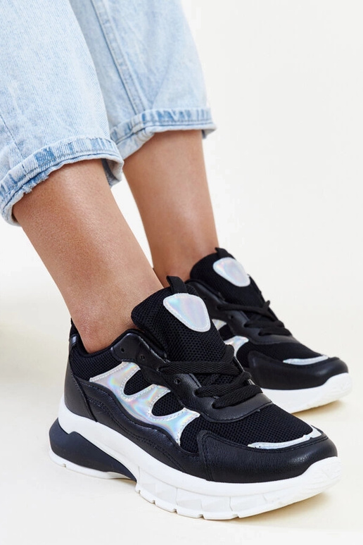 Zapatillas negras con suela gruesa Matea