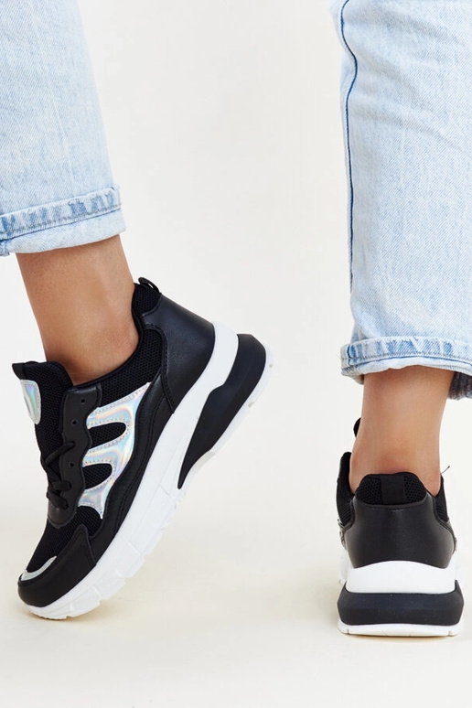 Zapatillas negras con suela gruesa Matea