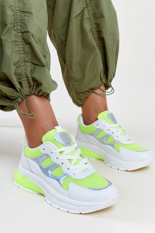 Zapatillas de suela gruesa de color...