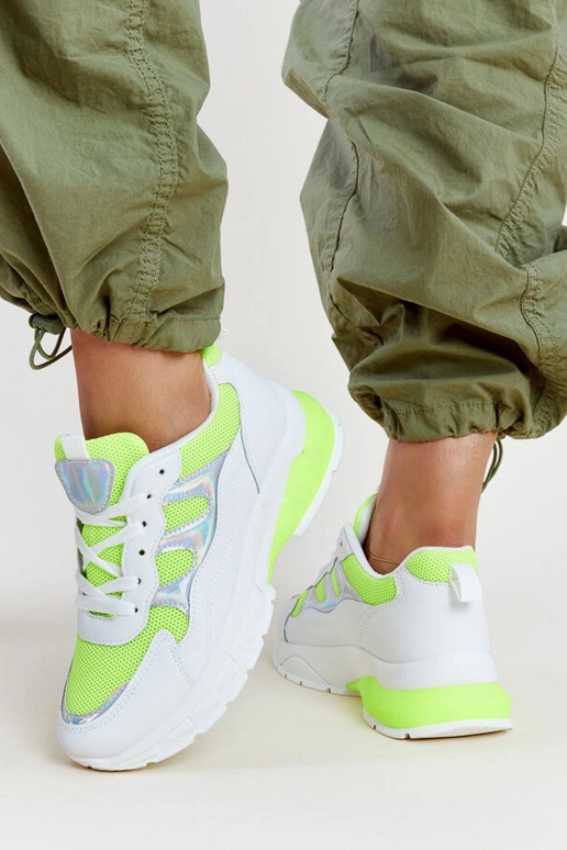 Zapatillas de suela gruesa de color...