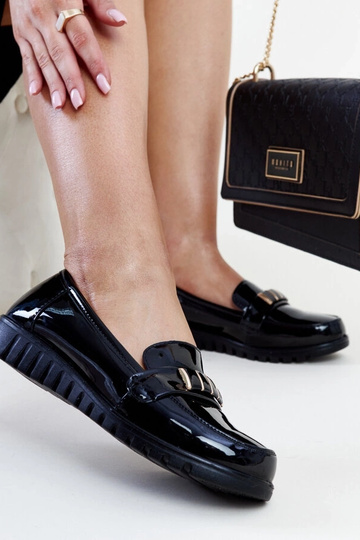 Mocasines negros de charol con tira decorativa Marlisa 2