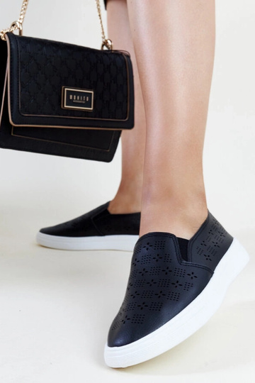 Zapatillas negras sin cordones Hilal 2