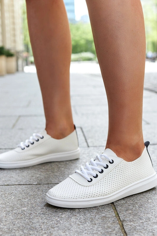 Zapatillas Katinka blancas caladas