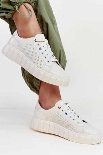 Zapatillas beige de piel Zvonka 2