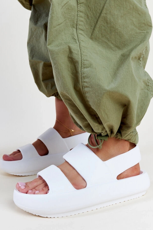 Sandalias blancas Attiana