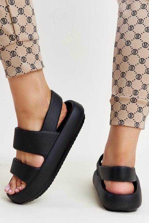 Sandalias negras Attiana