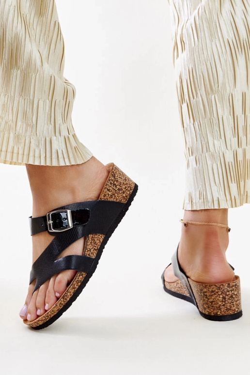 Sandalias de cuña Donata metalizadas...