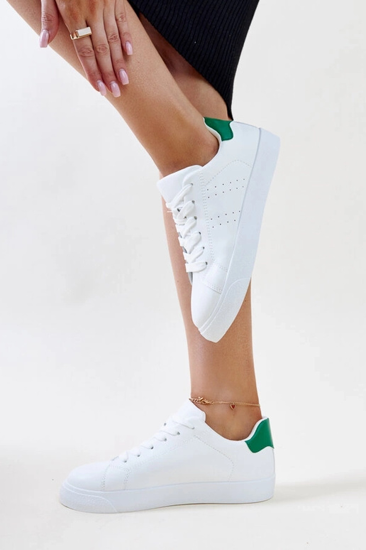 Zapatillas Akila blancas y verdes
