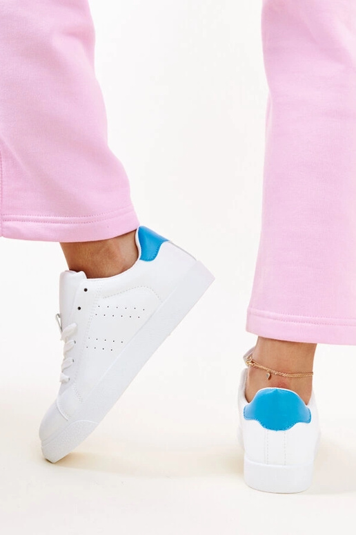 Zapatillas Akila blancas y azules