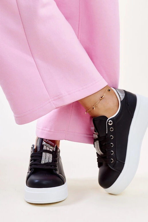 Zapatillas negras y plateadas con...