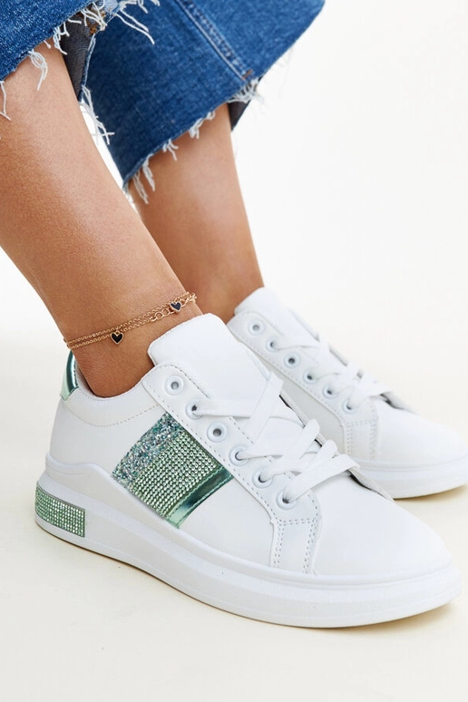 Zapatillas blancas y verdes con...