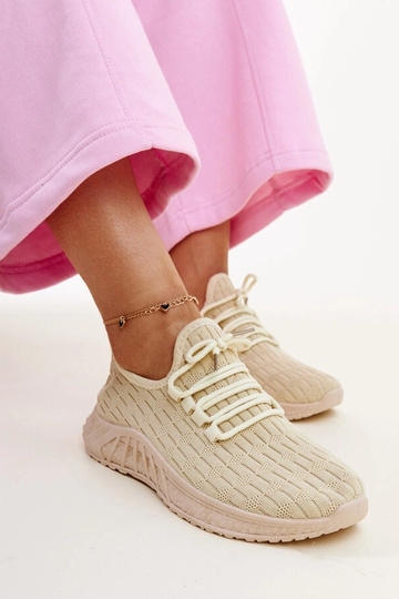 Zapatillas de tejido beige...