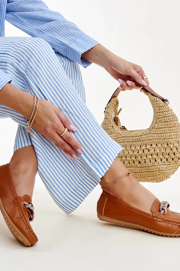 Mocasines marrones... 2