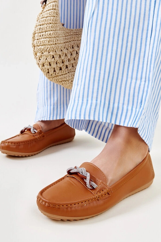 Mocasines marrones decorados con...