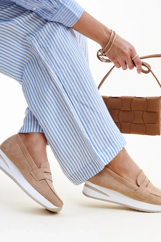 Zapatos Muna perforados marrones