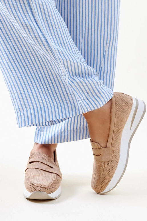 Zapatos Muna perforados marrones