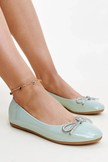 Bailarinas de piel charol verde con lazo decorativo Totani