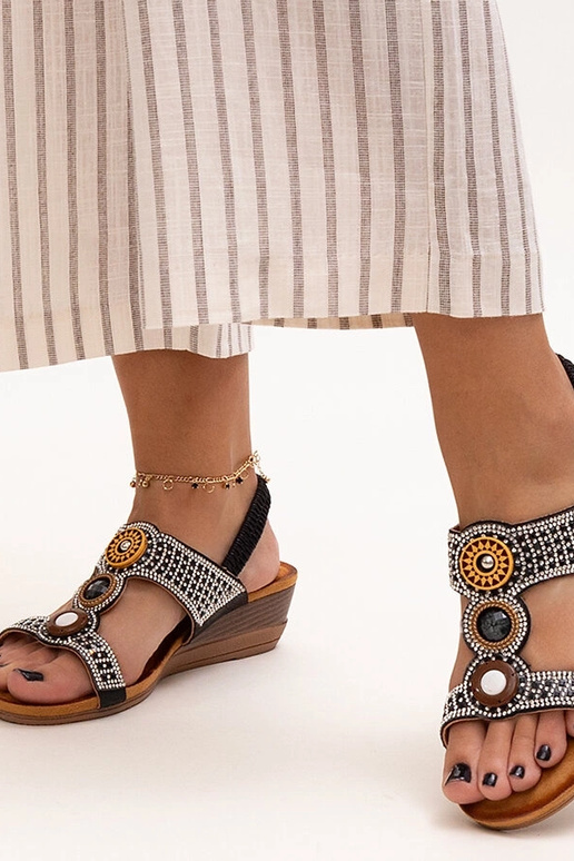 Sandalias de cuña baja brillantes Azeeza