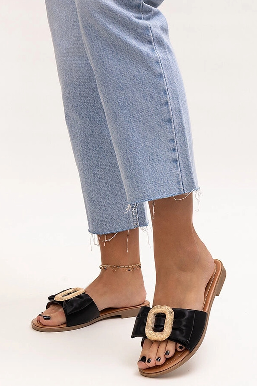 Sandalias con hebilla color lima negras