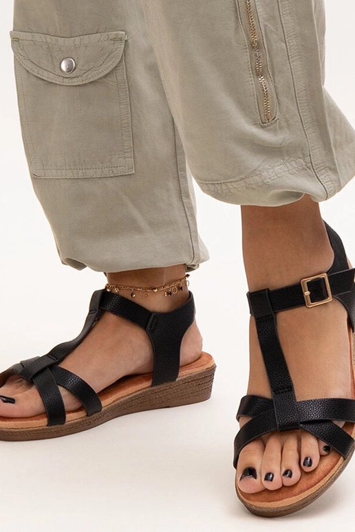 Sandalias negras de cuña baja Sherine