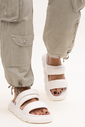 Sandalias Azewda ligeras de espuma de color sólido 2