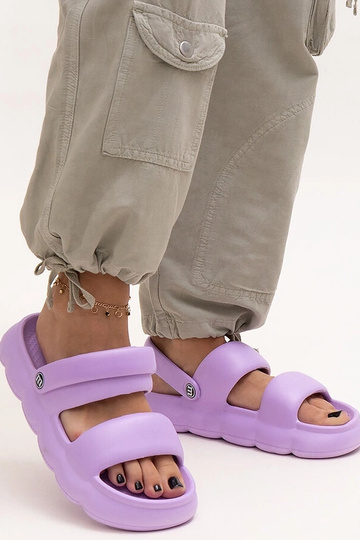 Sandalias ligeras de espuma...