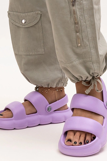 Sandalias ligeras de espuma... 2