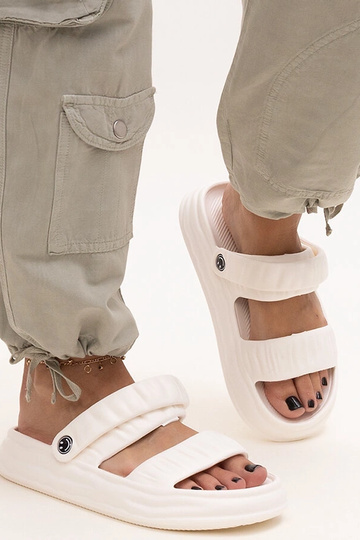Sandalias blancas de espuma con fruncido Coreia 2