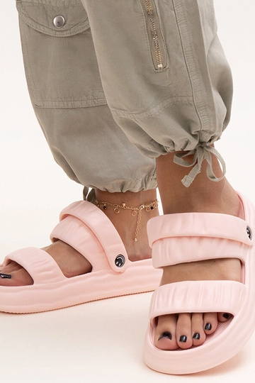 Sandalias de espuma fruncida en color rosa Coreia