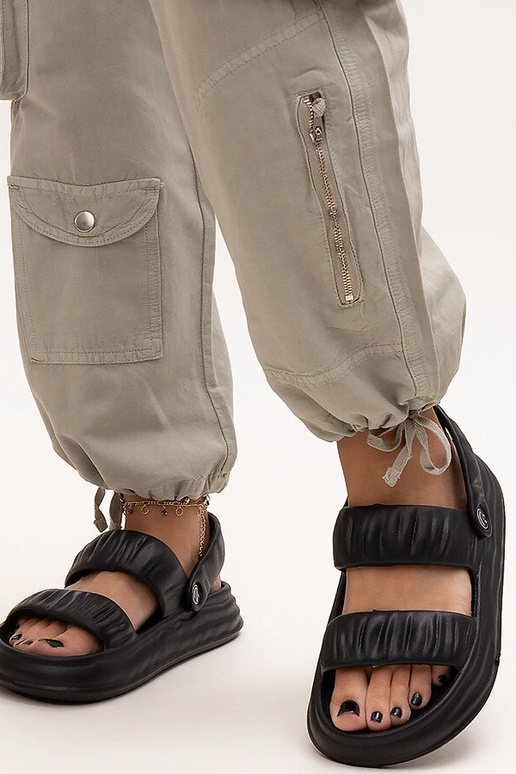 Sandalias negras de espuma con...