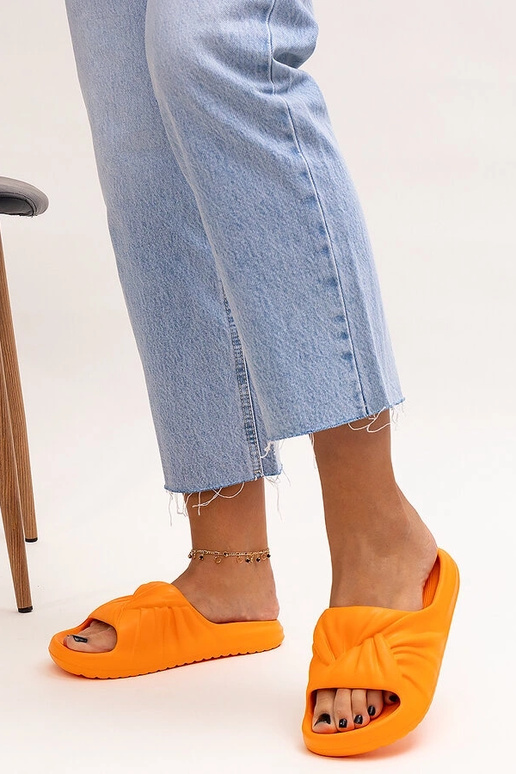 Chanclas de espuma Cunta color naranja