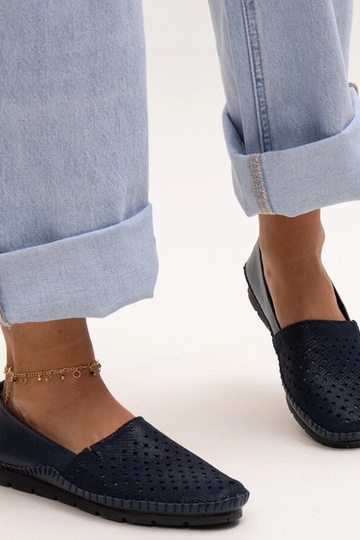 Zapatos de piel marino Antonea