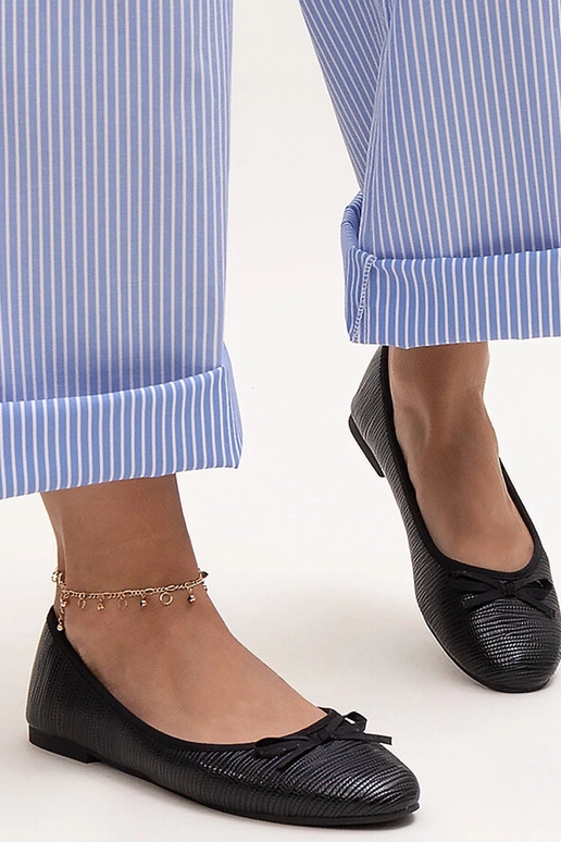 Bailarinas negras con lazo y... Bailarinas negras con lazo y...