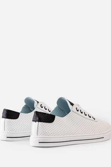 Zapatillas blancas perforadas con cordones para mujer Ruala 2