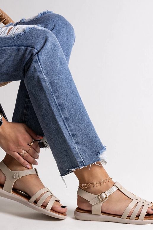 Sandalias de piel ecológica blanca...