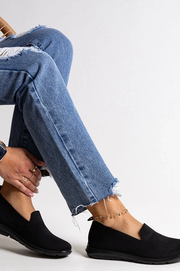 Zapatillas negras con suela...