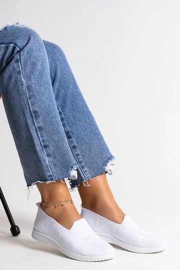 Zapatillas blancas sin... 2