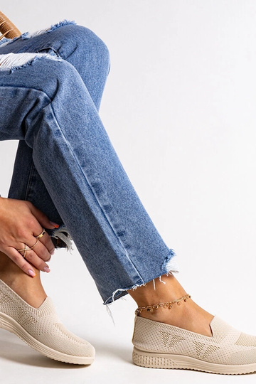 Zapatillas sin cordones...