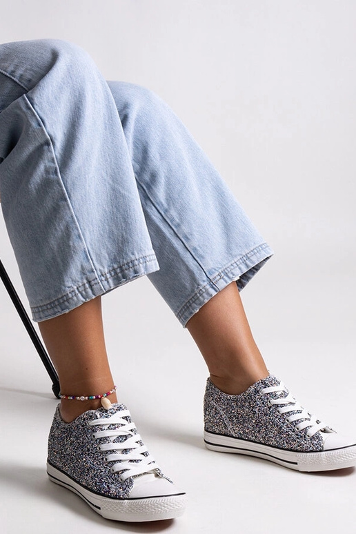 Zapatillas altas brillantes negras Jadwa