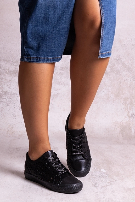 Zapatillas Safune negras caladas