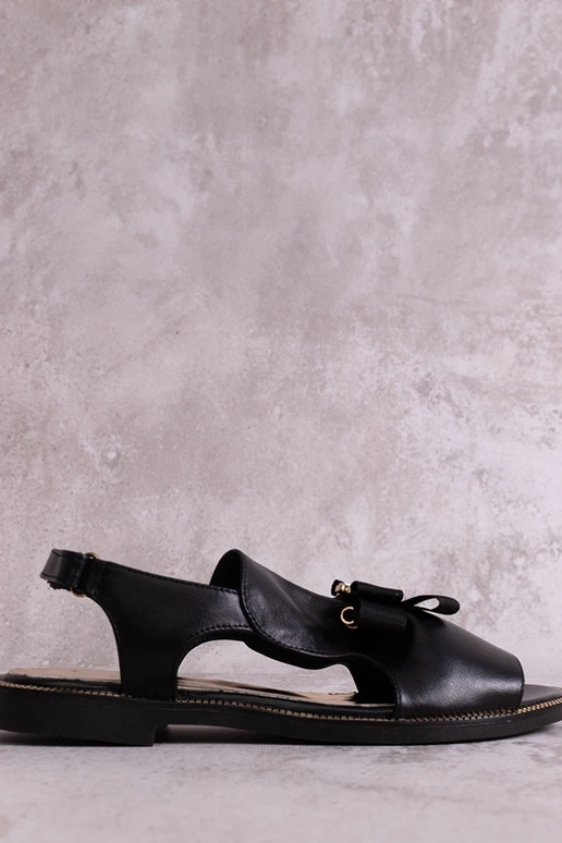 Sandalias negras con lazo y...