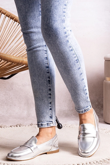 Mocasines plateados... 2