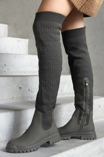 Botas de tela mate color verde escarlata
