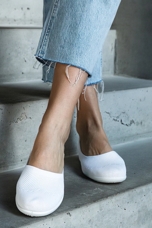 Bailarinas de tela blanca de Provencher Bailarinas de tela blanca de Provencher