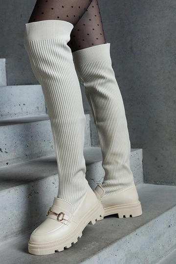 Botas beige claro con parte superior elástica y tacón plano Vrissa 2